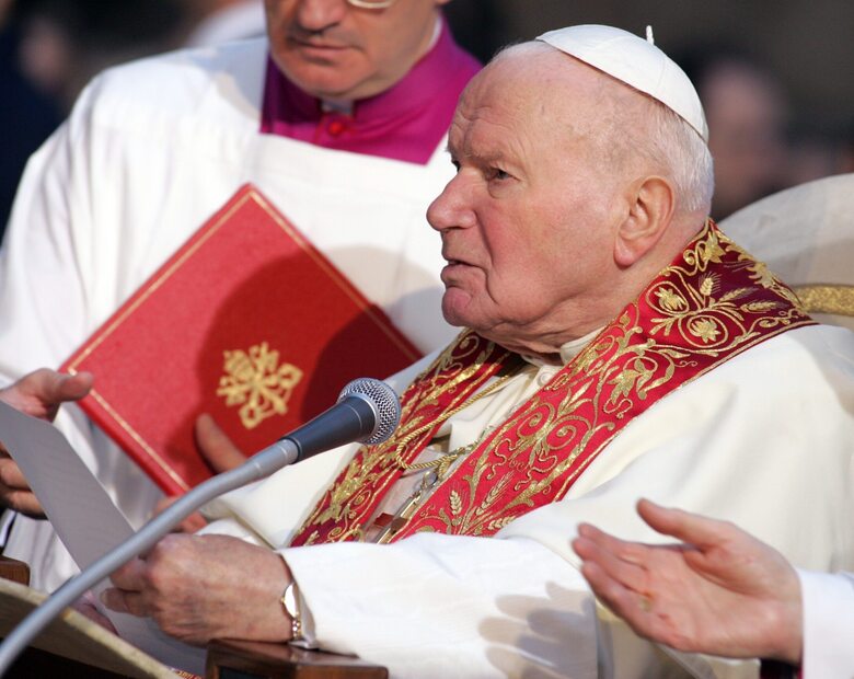 Miniatura: Jan Paweł II tuszował przypadki pedofilii?...