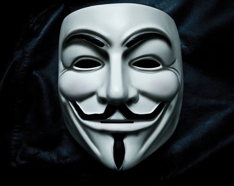 Miniatura: Anonymous nie odchodzą od komputerów....
