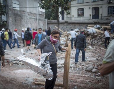 Miniatura: Po "masakrze" na placu Taksim demonstranci...