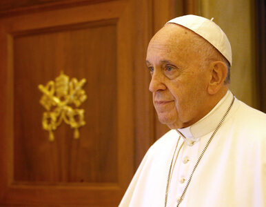Miniatura: Papież Franciszek przekazał różańce...