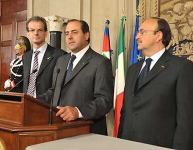 Miniatura: Di Pietro: To Berlusconi podżega do przemocy