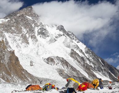 Miniatura: Wyprawa na K2. Jeden z uczestników wraca...