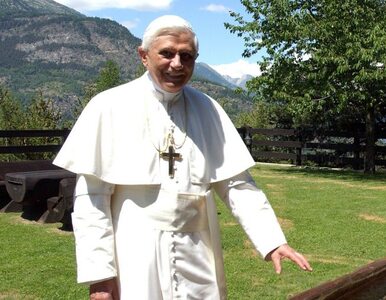 Miniatura: "Benedykt XVI umiał zmierzyć się ze złem w...