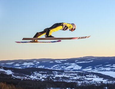 Miniatura: Sobota ze skokami narciarskimi w Raw Air...