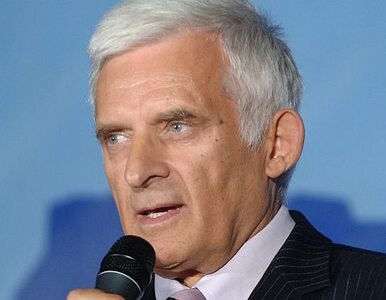 Miniatura: Buzek: Stoimy przed ogromną szansą, by...