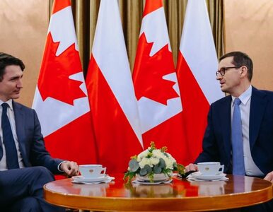 Miniatura: Premier Kanady przyleciał do Warszawy....