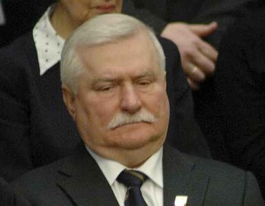 Miniatura: Wałęsa pogrozi palcem pracodawcom