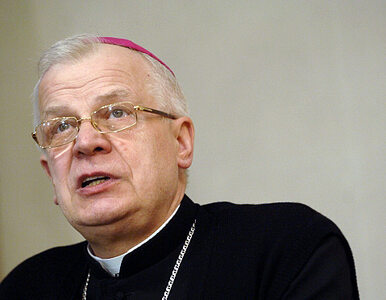 Miniatura: Abp Michalik znów poprosił papieża o...
