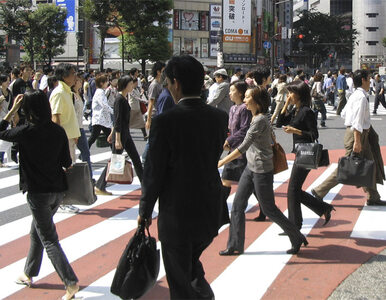 Miniatura: Japonia wybiera, władza spokojna o wynik