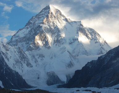 Miniatura: Rosjanie szykują się na K2. Wyprzedzą...