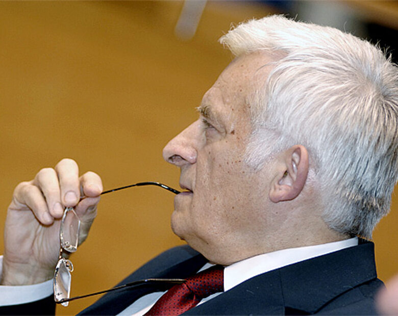 Miniatura: Buzek: Korea potrzebuje nowego początku