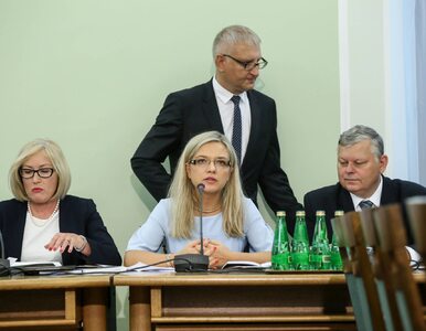 Miniatura: Były premier: Komisje śledcze nie służą...