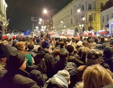 Miniatura: Protesty w całej Polsce przeciwko decyzjom...