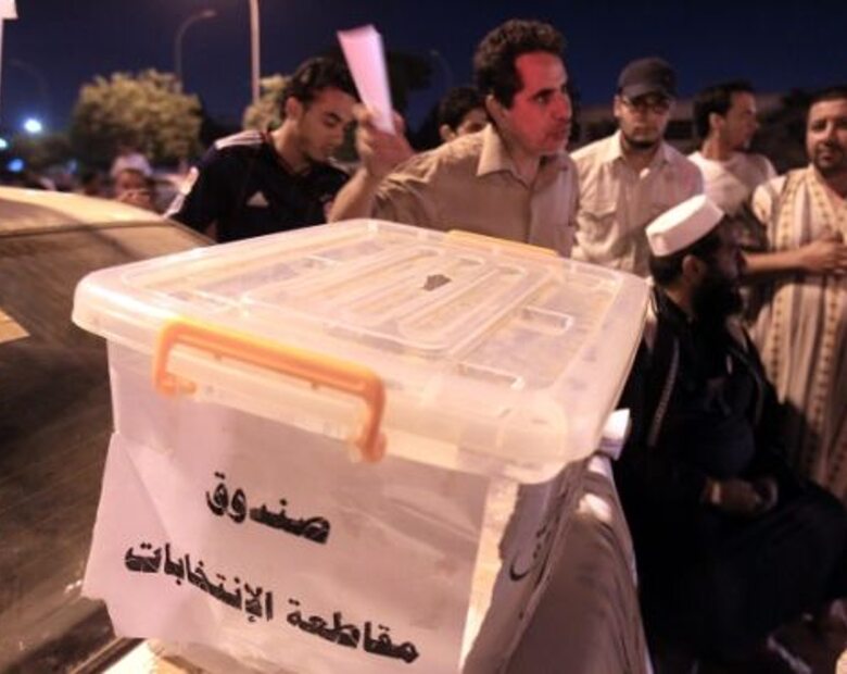 Miniatura: Historyczne wybory w Libii zakłócone. Nie...