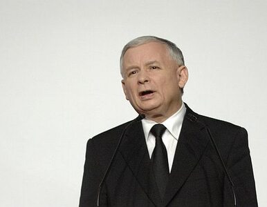 Miniatura: Kurski: Kaczyński przemawiał na tle flag UPA