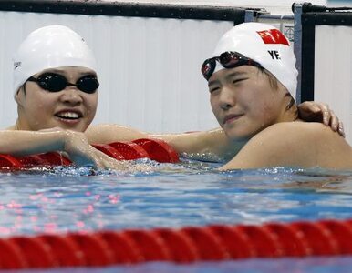 Miniatura: 16-letnia Chinka pływa szybciej niż mistrz...