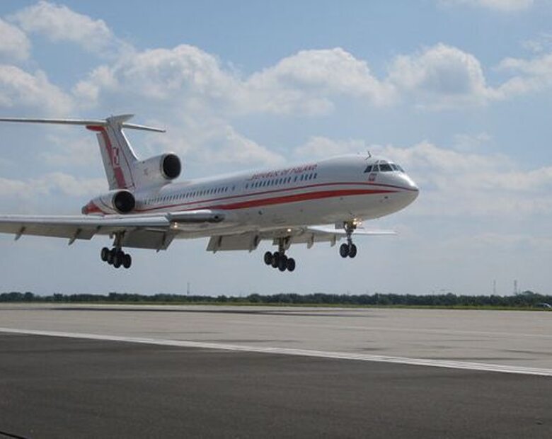 Miniatura: Tupolew miał lądować w Moskwie albo Briańsku