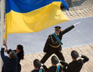 Miniatura: Poroszenko zapowiada przywrócenie flagi...