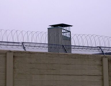 Miniatura: Były prezydent chciał się zabić w celi