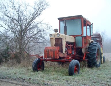 Miniatura: Rolnicy w traktorach ruszą na Warszawę