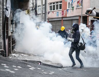 Miniatura: Starcia w Stambule. Policja użyła gazu i...