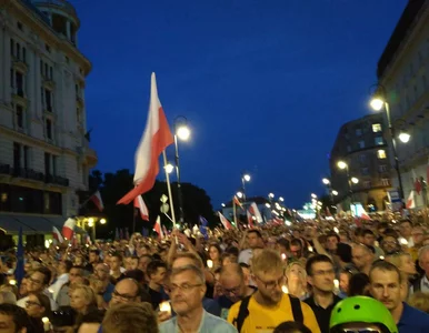 Miniatura: Tysiące osób na protestach przeciwko...