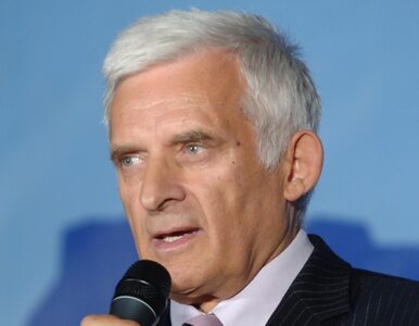 Miniatura: Jerzy Buzek proponuje Libii współpracę z UE