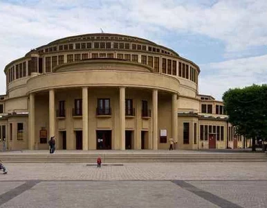 Miniatura: Centrum Turystyki w Hali Stulecia