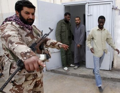 Miniatura: Libia: Kadafiego już nie ma, tortury wciąż...