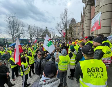 Miniatura: Rolnicy rozpoczną strajk okupacyjny....