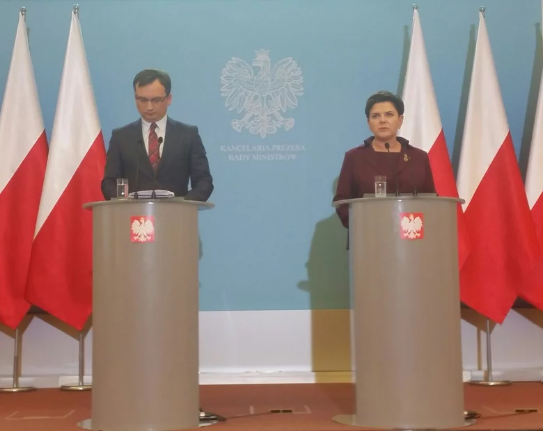 Miniatura: Premier Szydło ogłosiła powołanie Komisji...