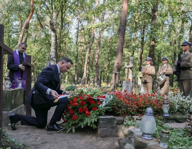 Miniatura: 30 lat temu gabinet Mazowieckiego uzyskał...