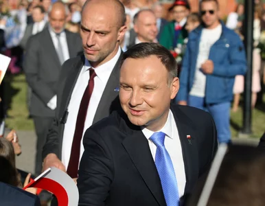 Miniatura: Najnowszy sondaż zaufania: Duda liderem,...