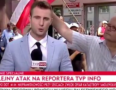 Incydent na antenie TVP Info. Dziennikarz musiał przerwać relację i...