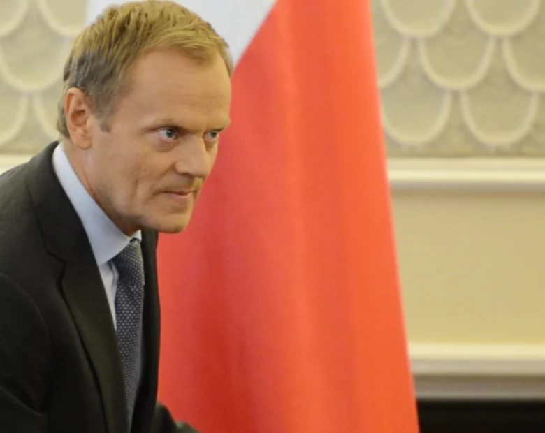 Miniatura: Tusk: dla Michała jestem ojcem, a nie...