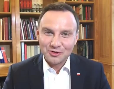 Miniatura: Duda rozmawiał z internautami na...