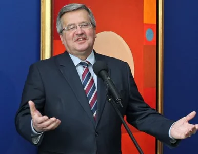 Miniatura: Komorowski odznaczył żołnierzy...