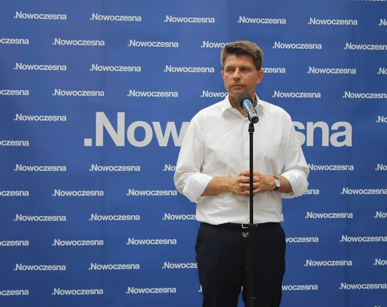 Miniatura: Petru: To jest już tak naprawdę państwo...