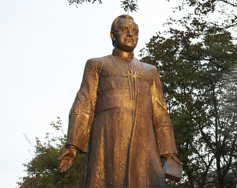Ks. Henryk Jankowski ma pomnik w Gdańsku
