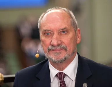 Miniatura: Macierewicz do dymisji? „Możecie mnie...