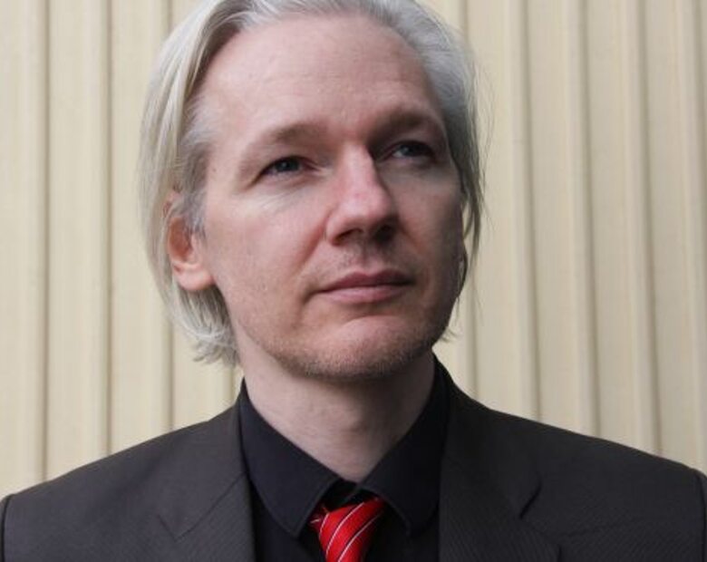 Assange chce ośmieszyć brytyjskich sędziów?