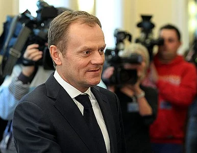 Miniatura: Tusk: rząd dobrze radzi sobie z kryzysem....