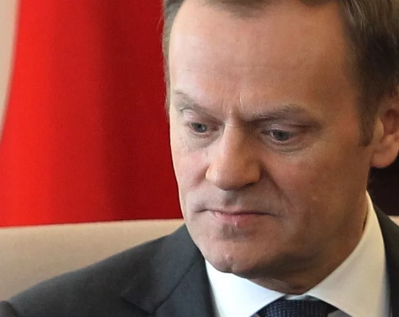 Miniatura: Tusk otrzymał ciupagę, koszulkę piłkarską...