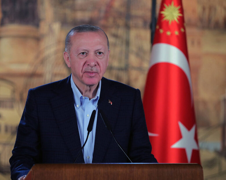 Miniatura: Prezydent Turcji: Bucza i Irpień kładą się...