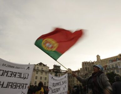 Miniatura: Portugalii grozi bunt urzędników? Rząd...