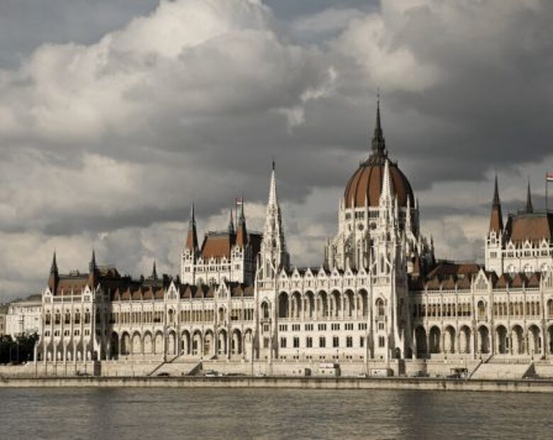 Miniatura: Premier Węgier przedstawił plan ratunkowy...