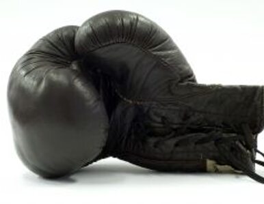 Miniatura: Skazany bokser najbogatszym sportowcem na...