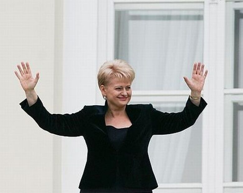 Miniatura: Grybauskaite: historia może służyć...