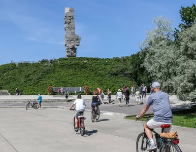 Miniatura: Sąd zdecydował ws. działki z pomnikiem...