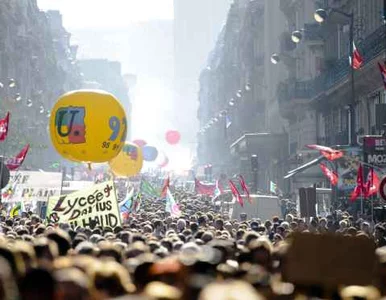 Miniatura: Miliony Francuzów protestowały przeciwko...